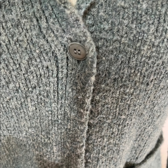 Comfy Cozy Button Front Pockets Jones New York Textured Green Wool Blend Sweater - Picture 5 of 10